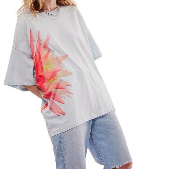 DAYDREAMER Exploded Water Lily Tee in Blue Mist, One Size / P2P 27” New w/ Tag - Picture 1 of 9